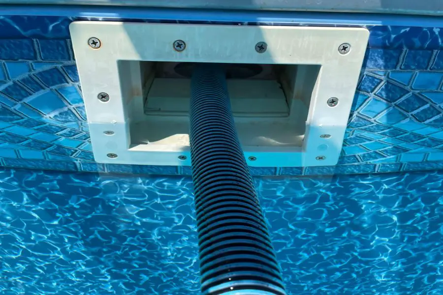 Pool Skimmer with Hose